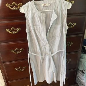 Vineyard vines sleeveless Oxford dress